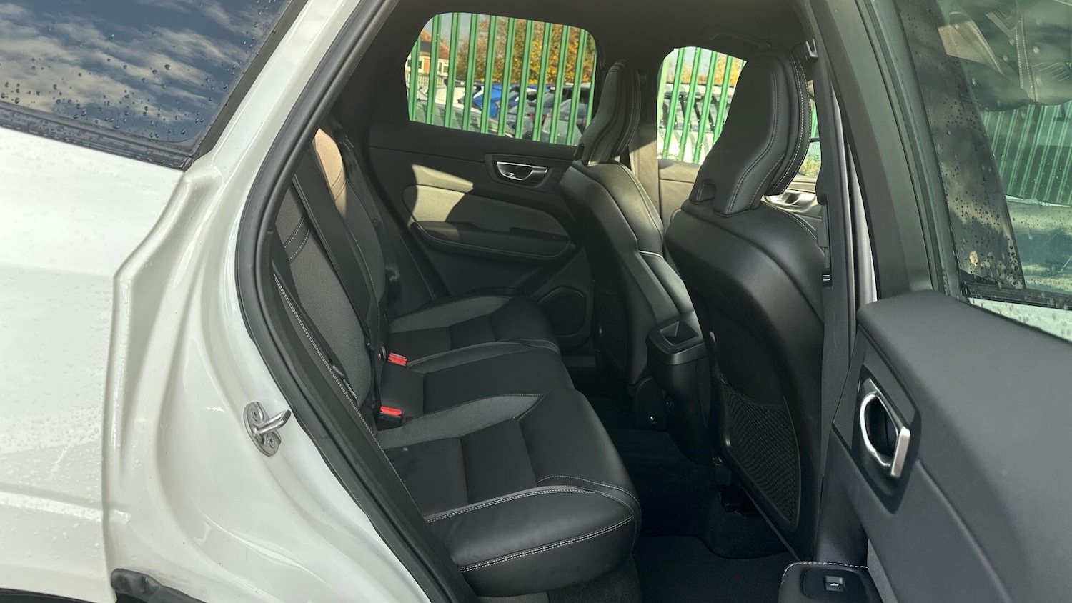 Used Volvo XC60 2021 for sale - 76425141: Photo 6