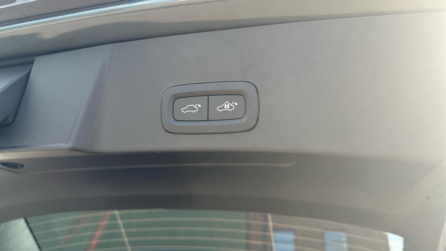 Used Volvo XC40 2025 for sale - 76307281: Photo 33