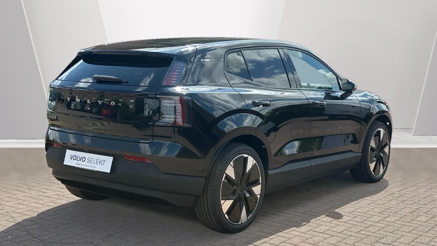 Used Volvo EX30 2025 for sale - 76307169: Photo 2