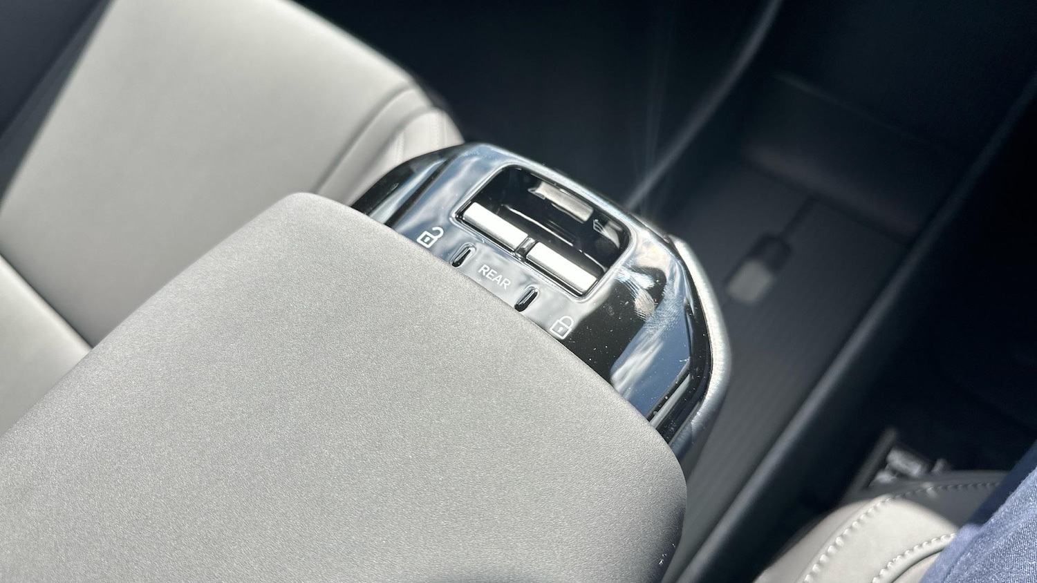 Used Volvo EX30 2025 for sale - 76307169: Photo 24