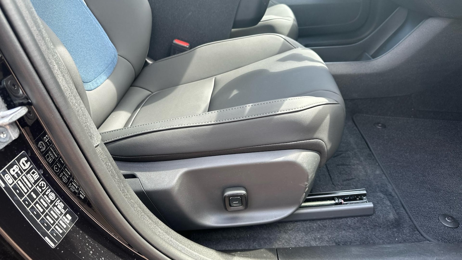 Used Volvo EX30 2025 for sale - 76307169: Photo 30