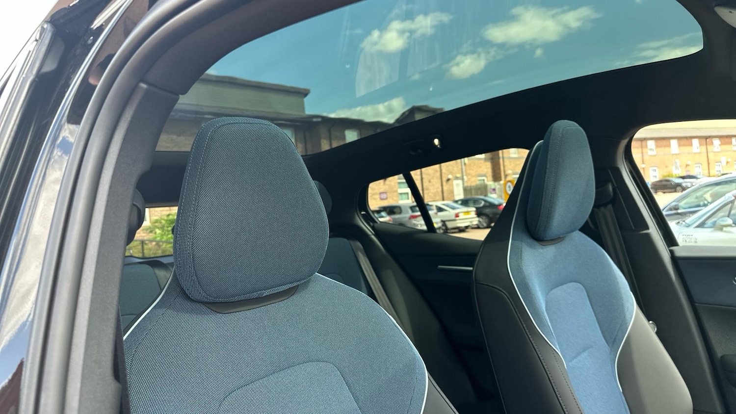 Used Volvo EX30 2025 for sale - 76307169: Photo 31