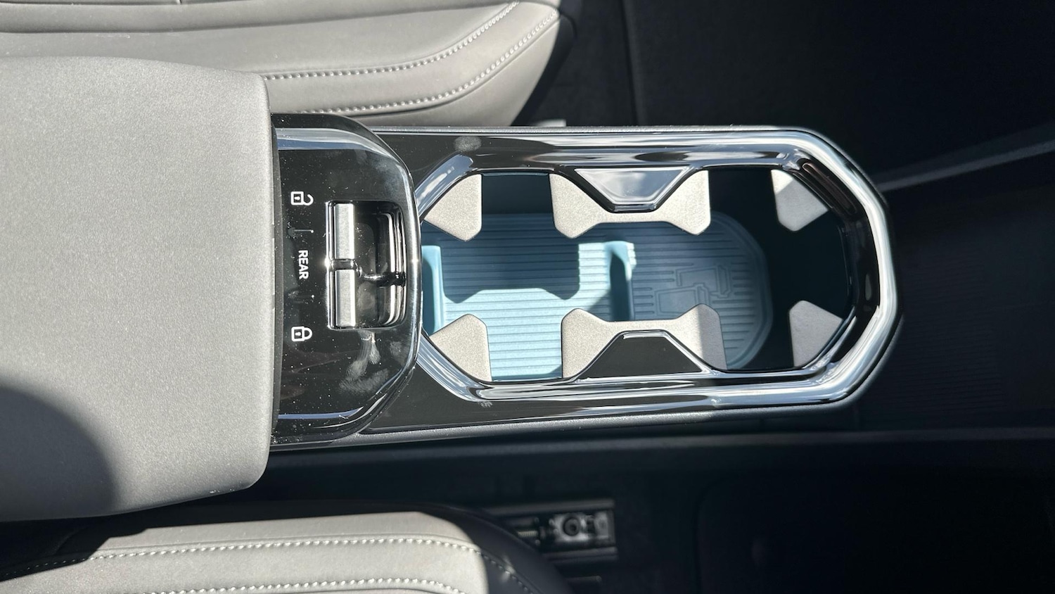 Used Volvo EX30 2025 for sale - 76307169: Photo 34