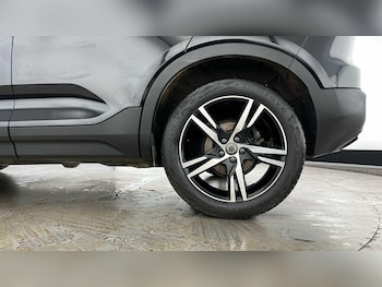 Used Volvo XC40 2022 for sale - 78958429: Photo