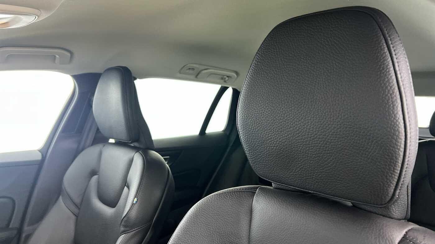 Used Volvo V60 2022 for sale - 76701305: Photo 11