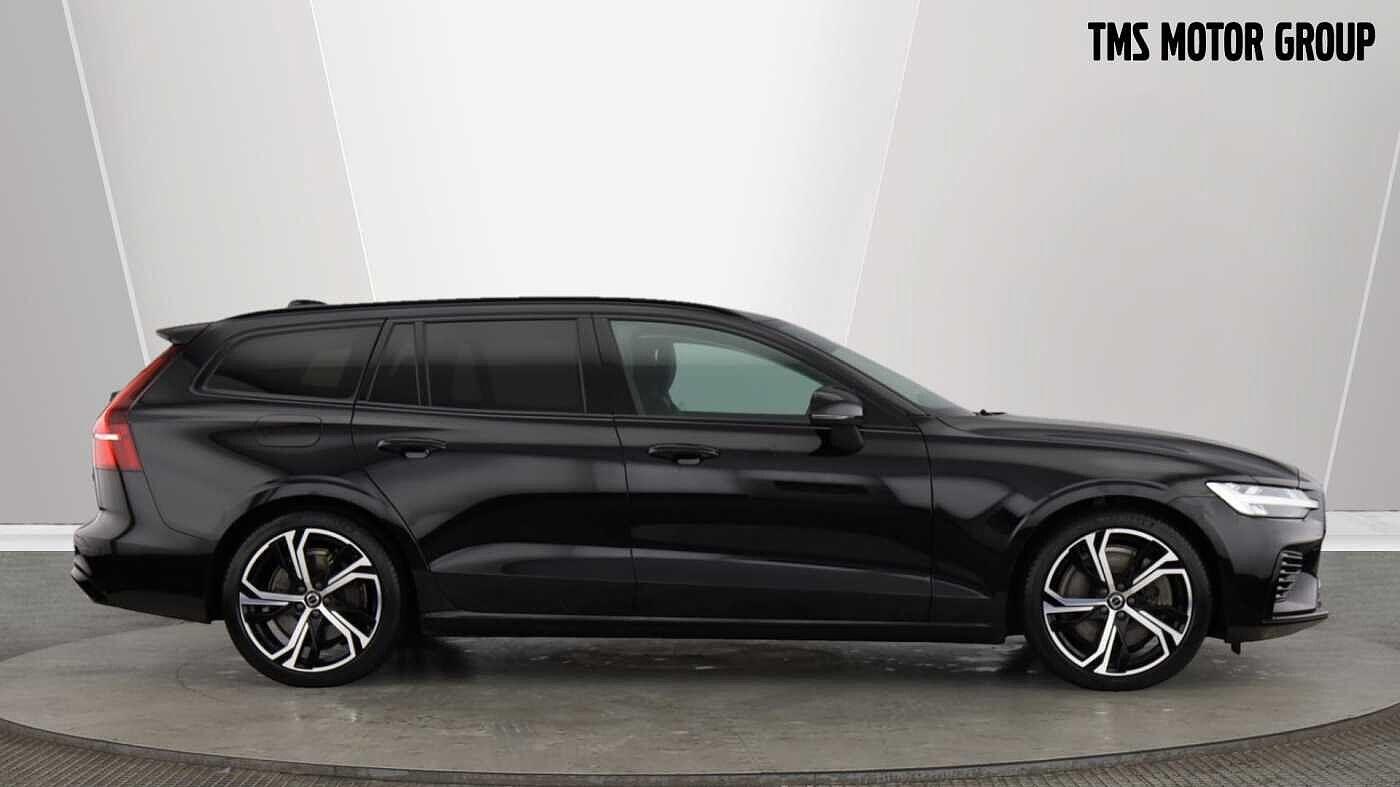 Used Volvo V60 2022 for sale - 76701305: Photo 2