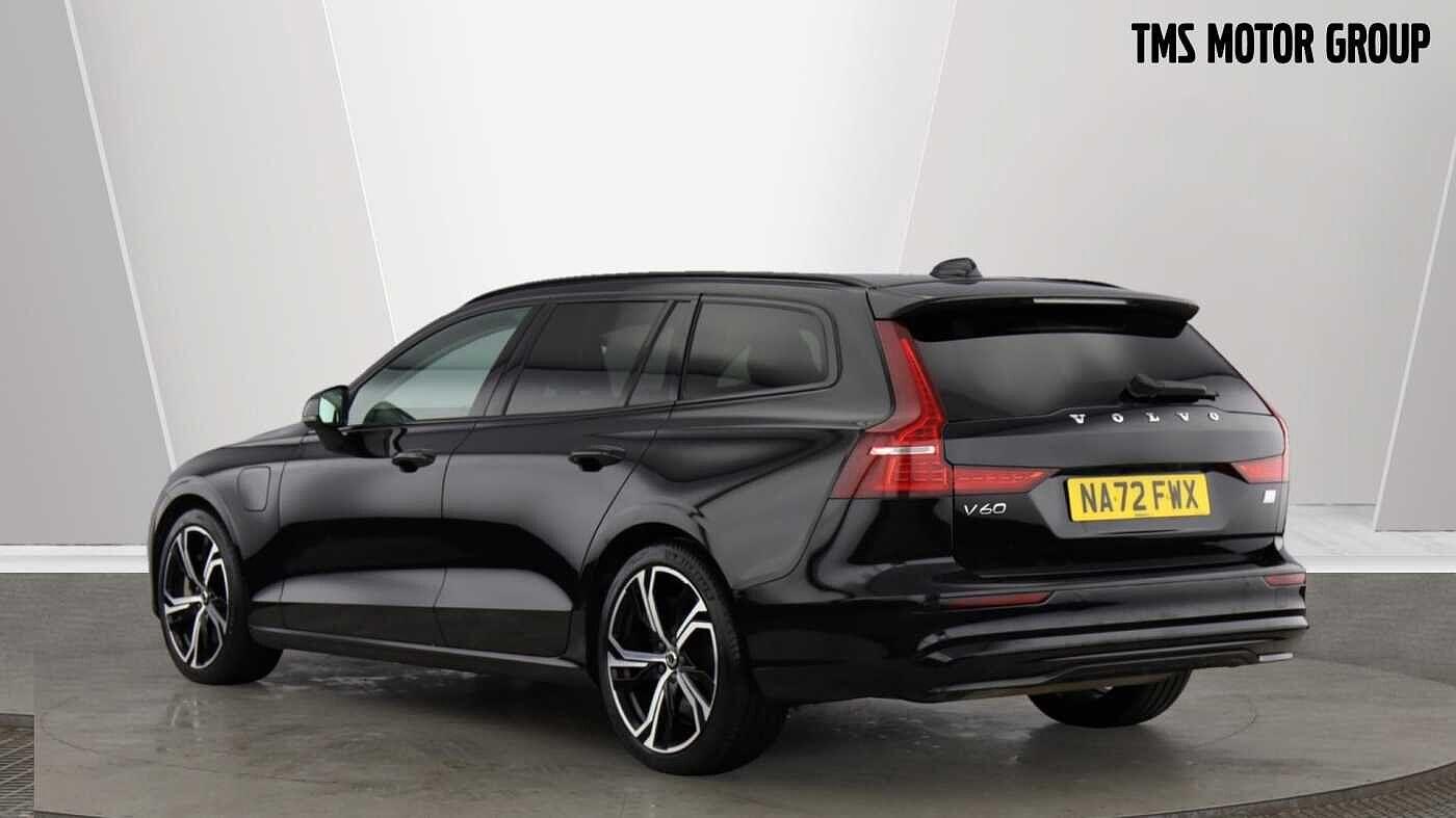 Used Volvo V60 2022 for sale - 76701305: Photo 3