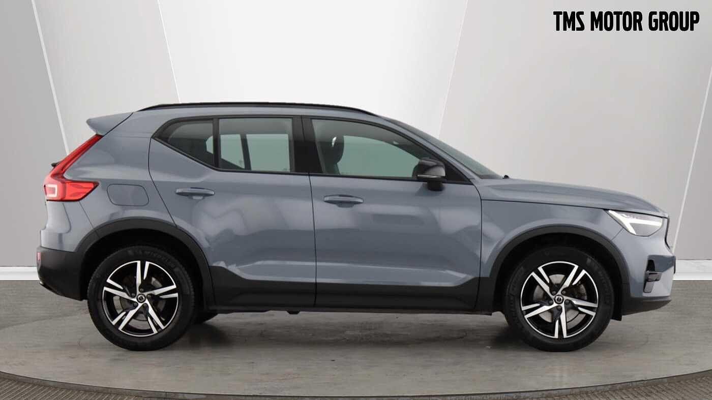 Used Volvo XC40 2022 for sale - 76307811: Photo 2