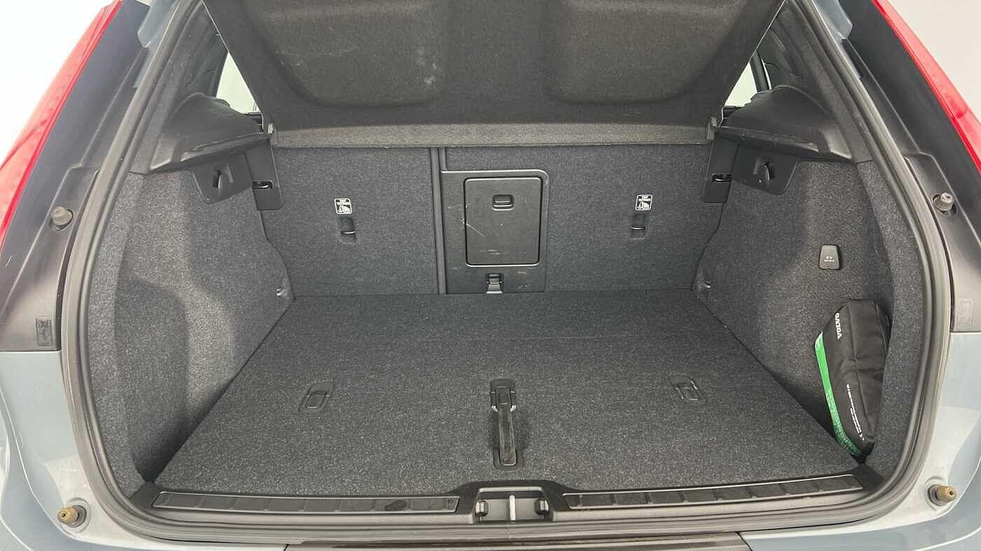 Used Volvo XC40 2022 for sale - 76307811: Photo 5