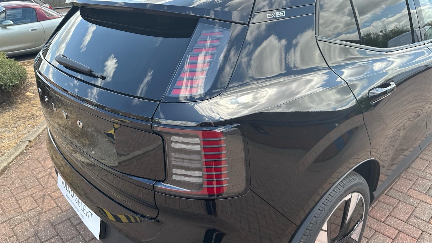 Used Volvo EX30 2025 for sale - 78057840: Photo 39