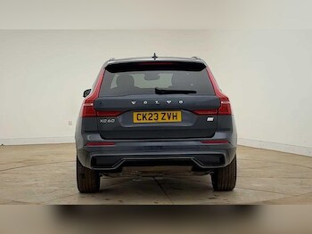 Used Volvo XC60 2023 for sale - 78947456: Photo