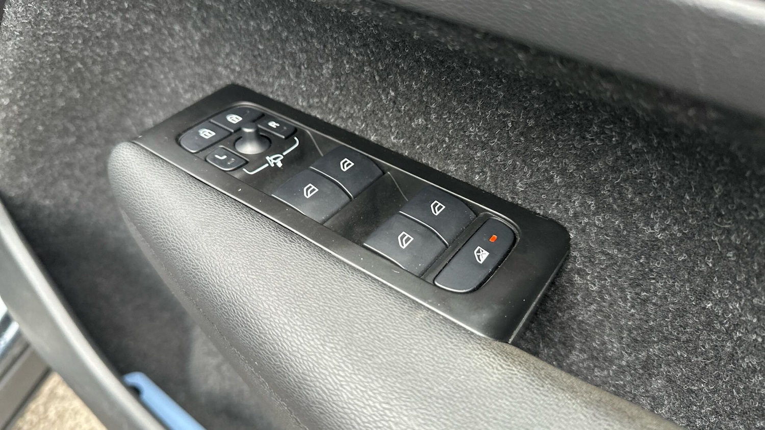 Used Volvo XC40 2021 for sale - 76307508: Photo 22