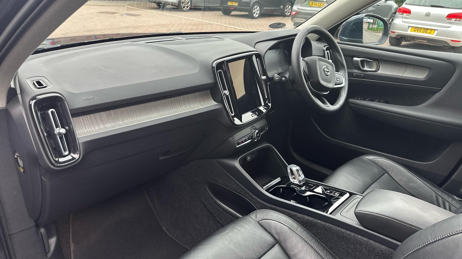 Used Volvo XC40 2021 for sale - 76307508: Photo 37