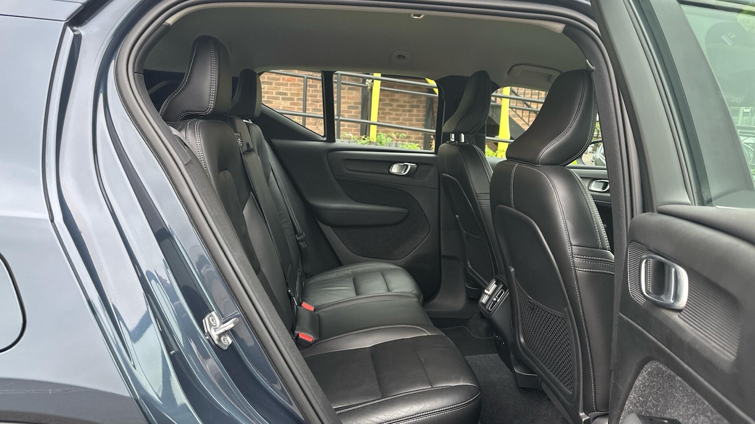 Used Volvo XC40 2021 for sale - 76307508: Photo 6