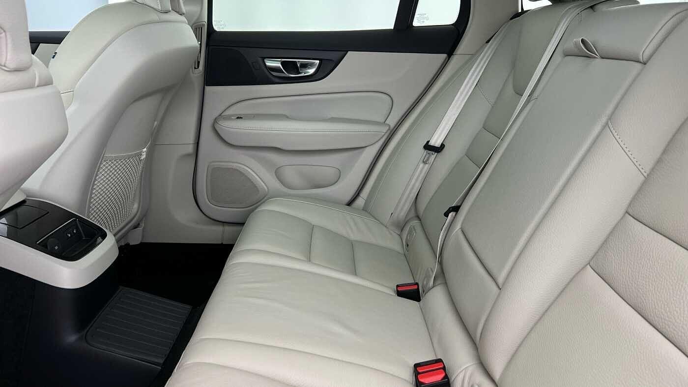 Used Volvo V60 2022 for sale - 77091820: Photo 7