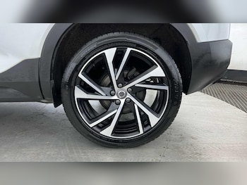 Used Volvo XC40 2022 for sale - 78548672: Photo