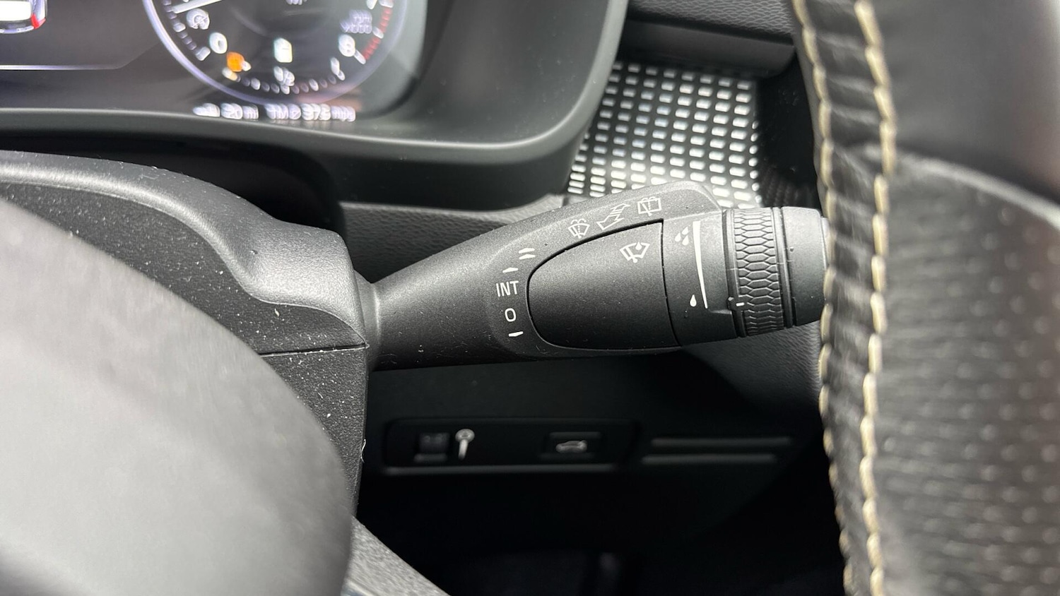 Used Volvo XC40 2020 for sale - 76765326: Photo 22