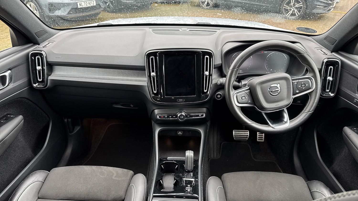 Used Volvo XC40 2020 for sale - 76765326: Photo 5