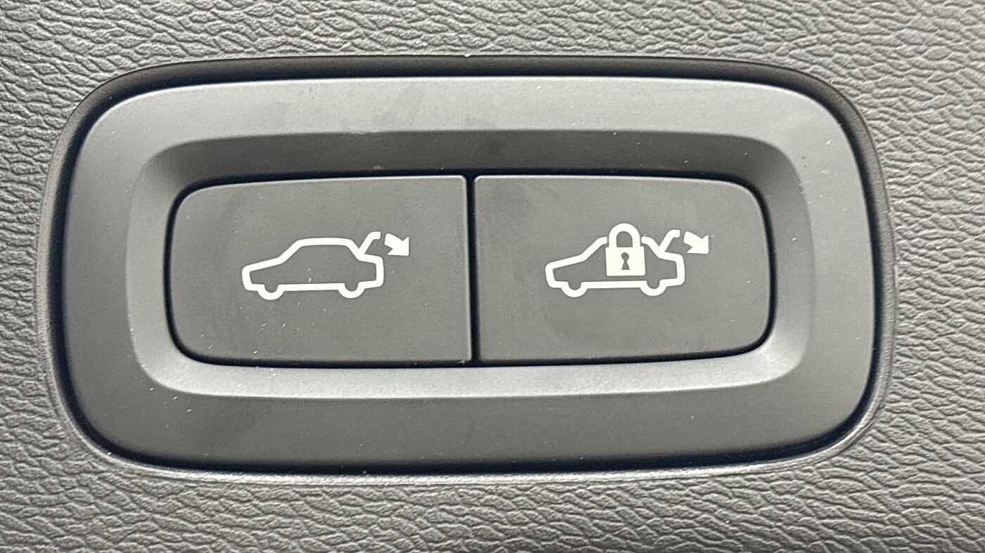 Used Volvo XC60 2024 for sale - 77468296: Photo 19