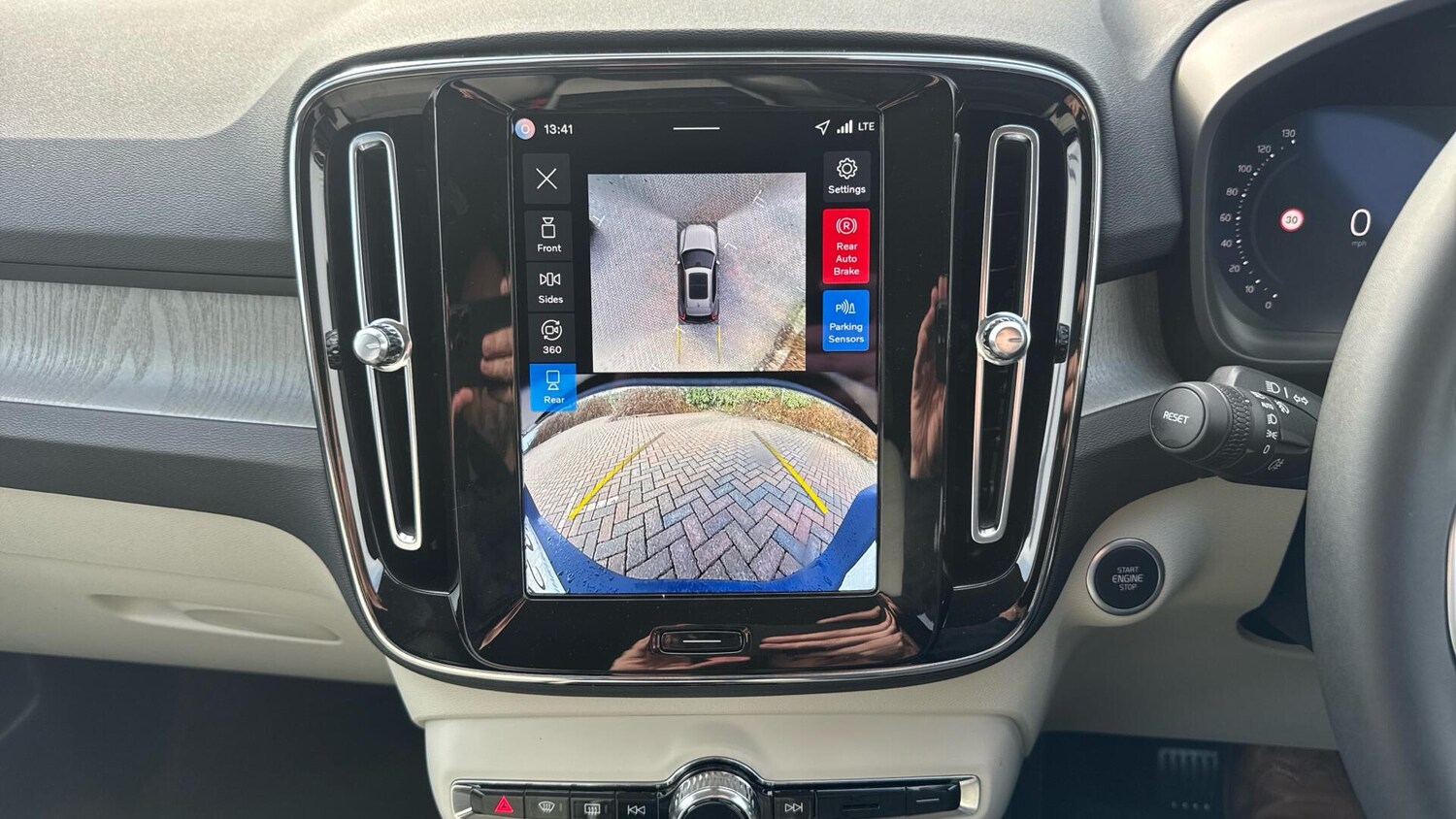 Used Volvo XC40 2026 for sale - 77723106: Photo 25