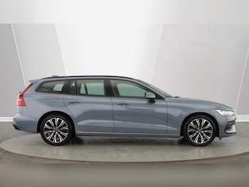 Used Volvo V60 2023 for sale - 78752277: Photo