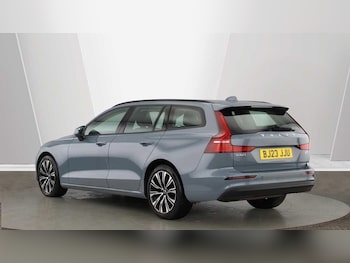 Used Volvo V60 2023 for sale - 78752277: Photo