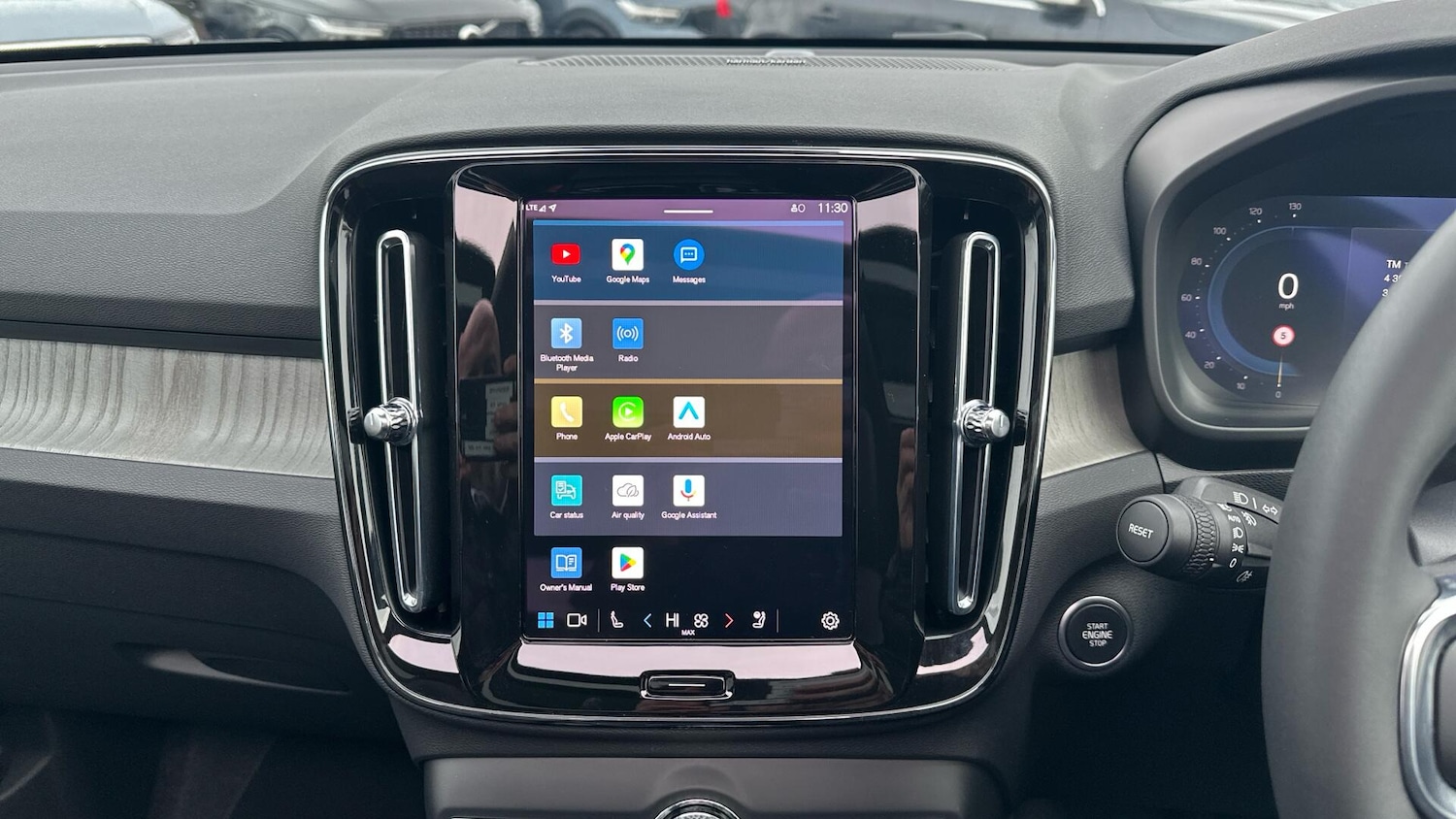 Used Volvo XC40 for sale - 77238536: Photo 12