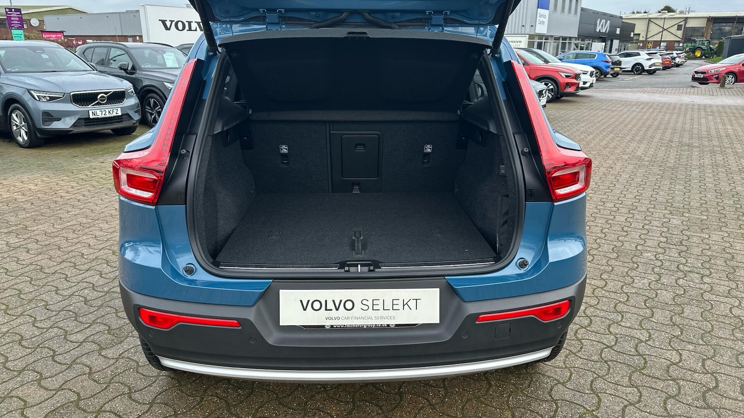 Used Volvo XC40 for sale - 77238536: Photo 13