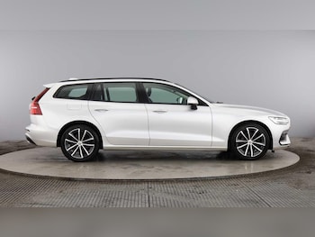Used Volvo V60 2021 for sale - 77386908: Photo