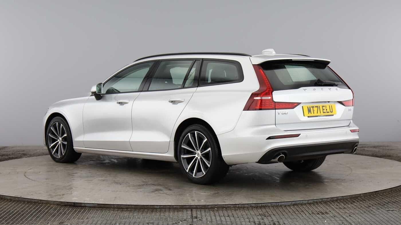 Used Volvo V60 2021 for sale - 77386908: Photo 3