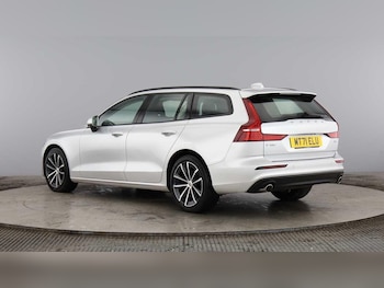 Used Volvo V60 2021 for sale - 77386908: Photo