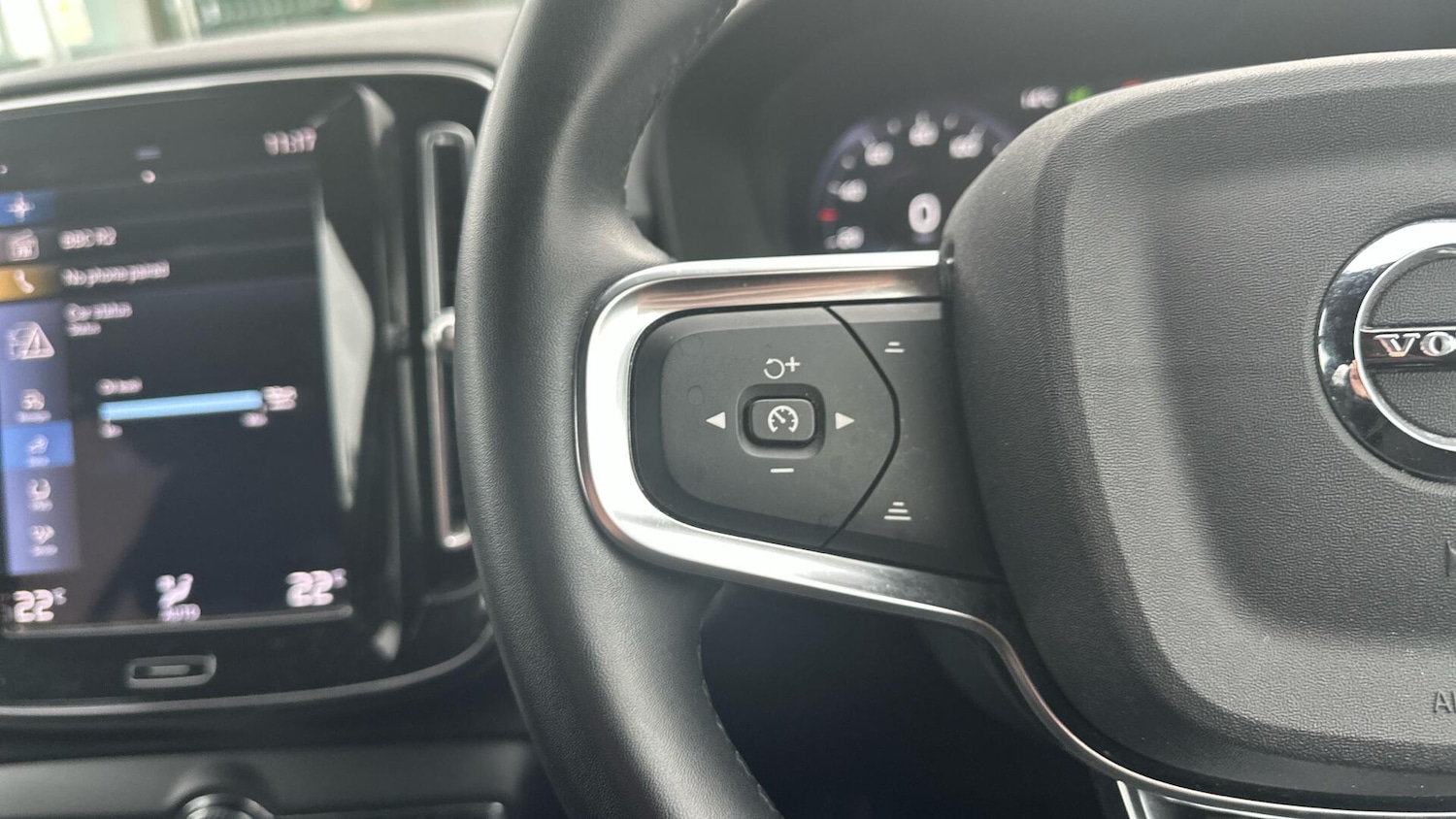 Used Volvo XC40 2021 for sale - 76425609: Photo 18