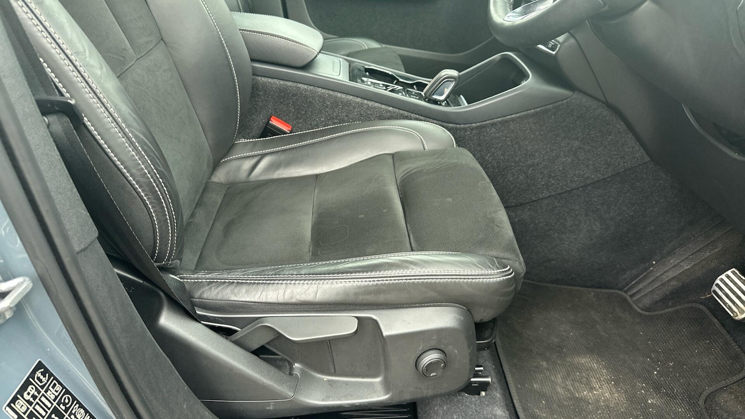 Used Volvo XC40 2021 for sale - 76425609: Photo 27