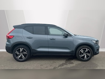 Used Volvo XC40 2021 for sale - 76425609: Photo