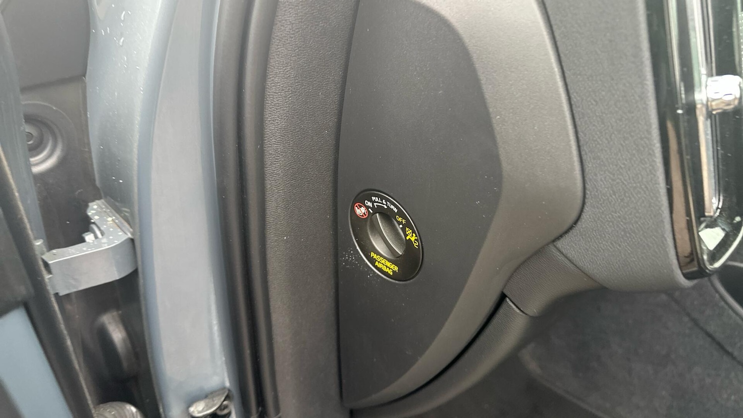 Used Volvo XC40 2021 for sale - 76425609: Photo 44