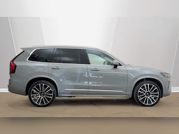 Used Volvo XC90 2025 for sale - 79373153: Photo