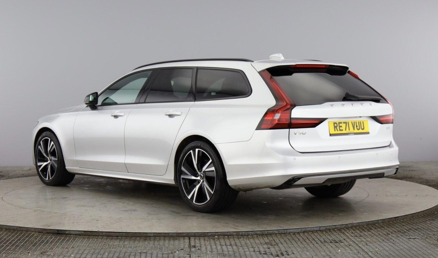 Used Volvo V90 2021 for sale - 77673077: Photo 14
