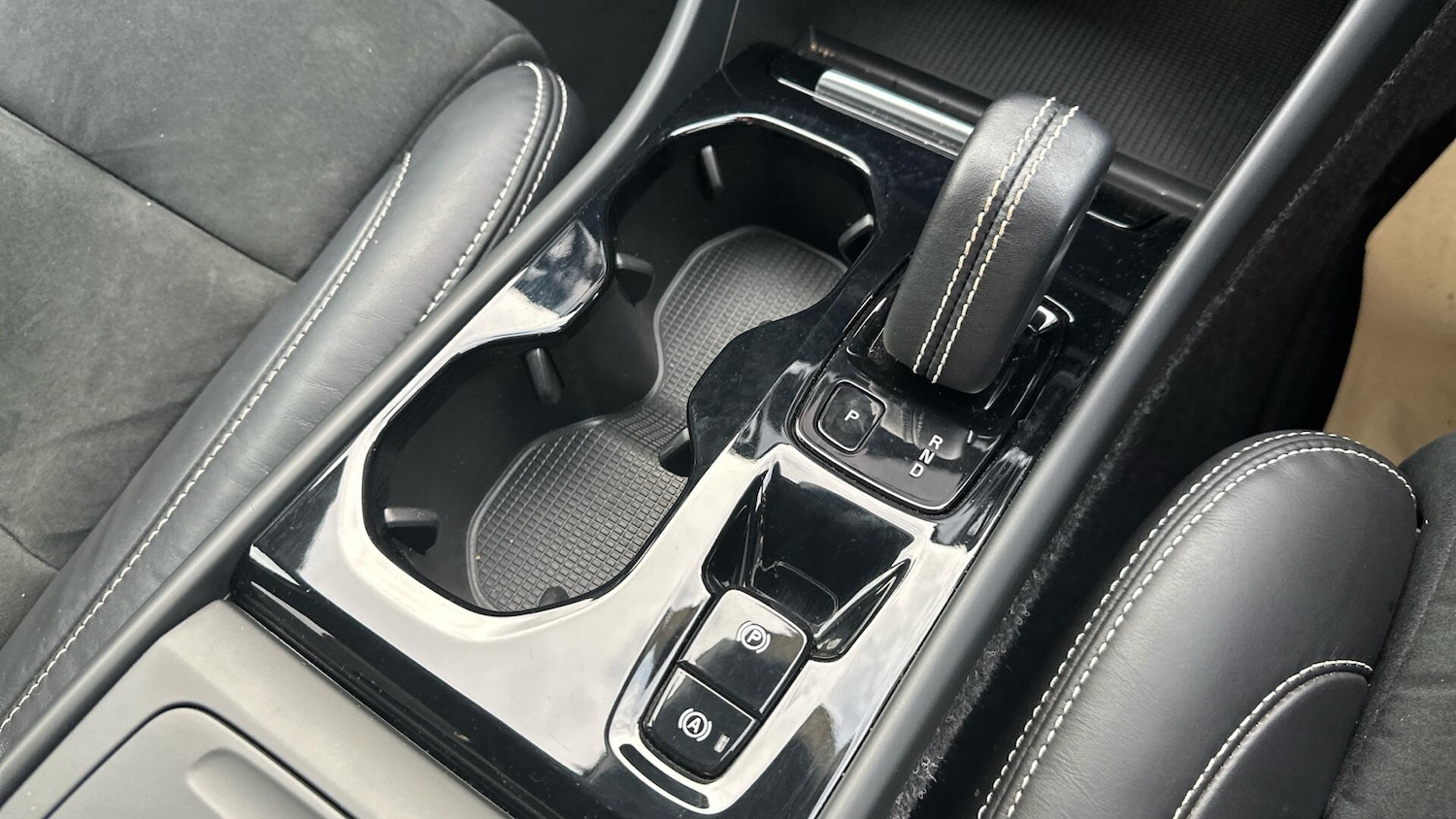 Used Volvo XC40 2021 for sale - 76306611: Photo 22