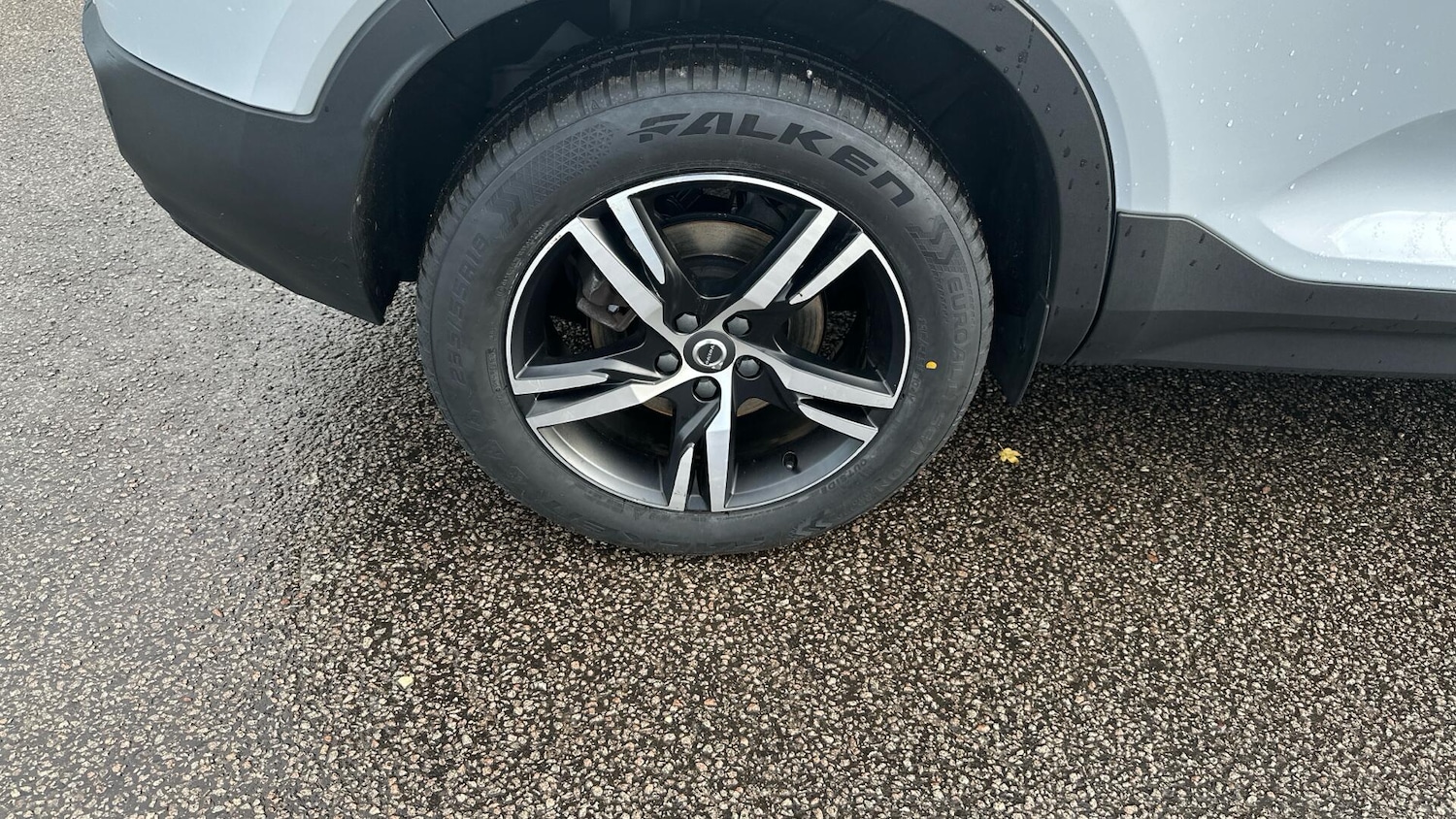 Used Volvo XC40 2021 for sale - 76306611: Photo 32