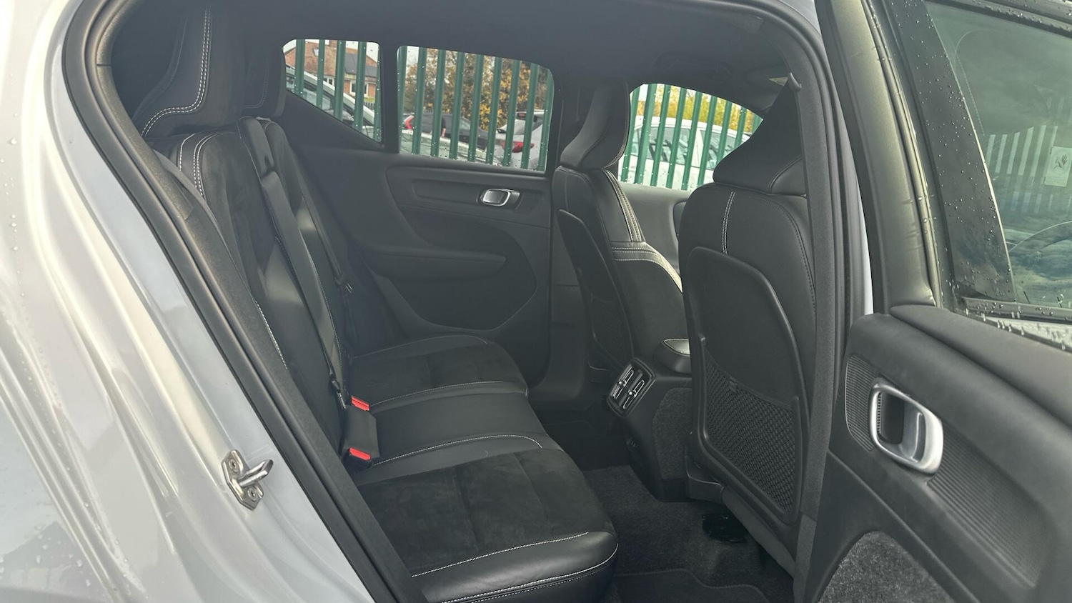 Used Volvo XC40 2021 for sale - 76306611: Photo 6