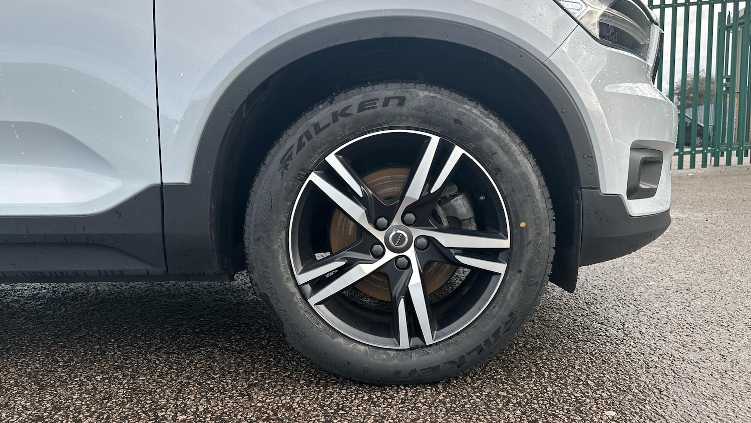 Used Volvo XC40 2021 for sale - 76306611: Photo 9