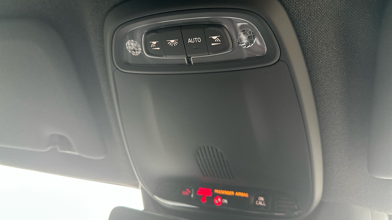 Used Volvo XC40 2021 for sale - 76380973: Photo 25