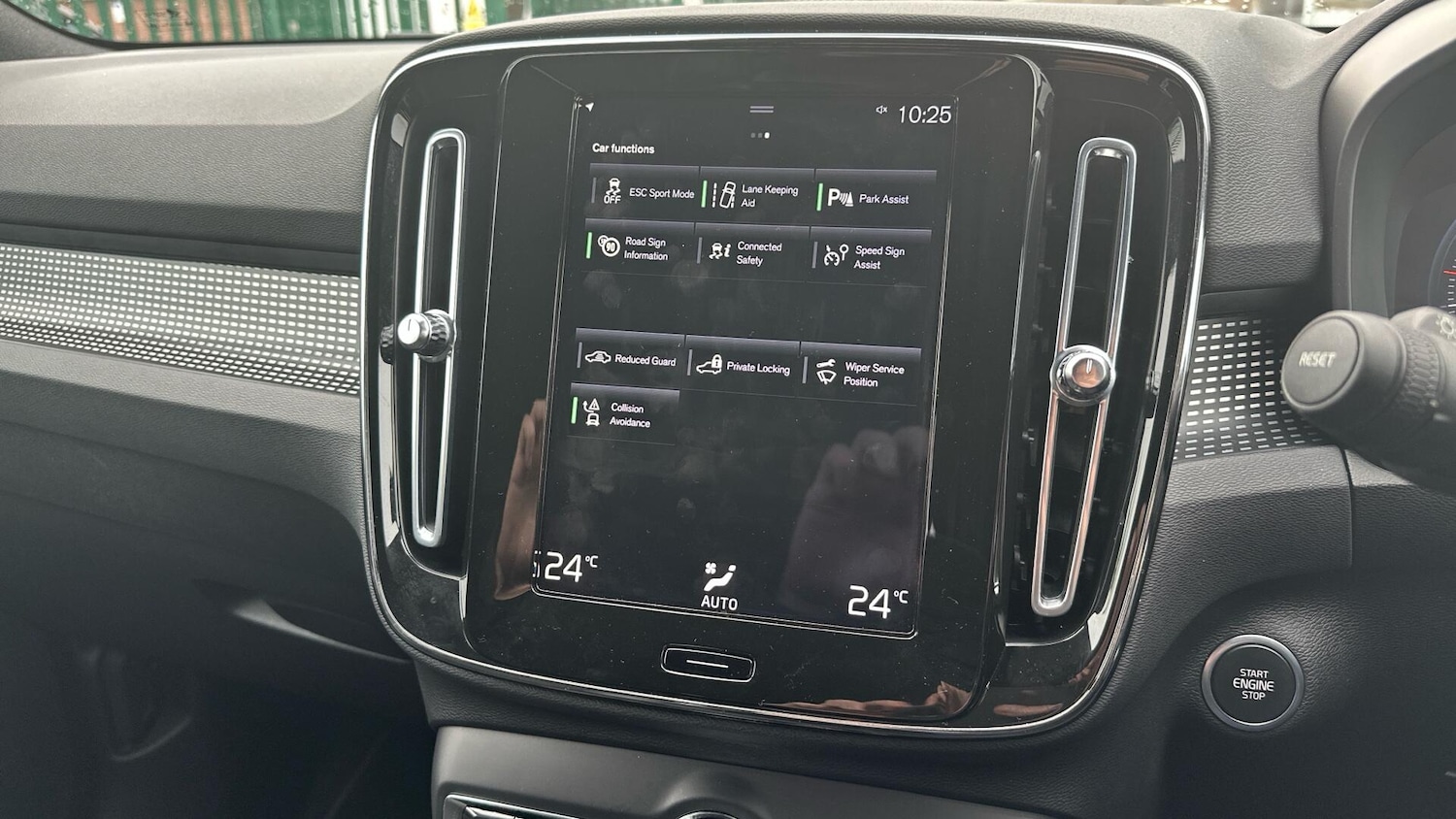 Used Volvo XC40 2021 for sale - 76380973: Photo 47