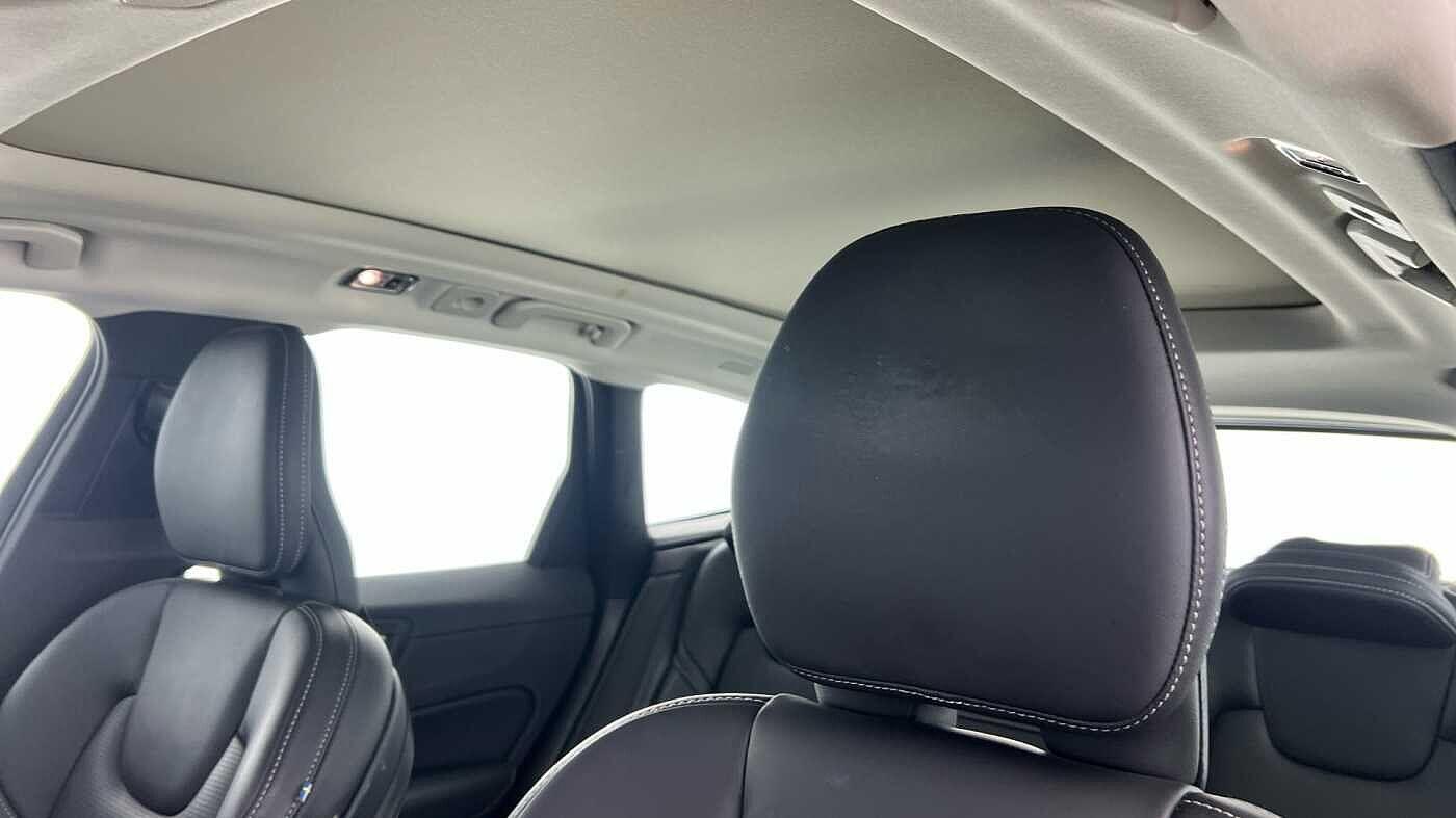 Used Volvo XC60 2021 for sale - 76824077: Photo 11