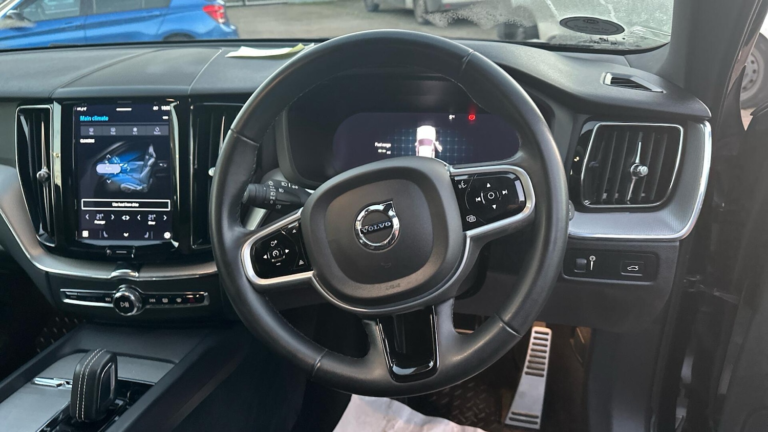 Used Volvo XC60 2021 for sale - 76942422: Photo 10