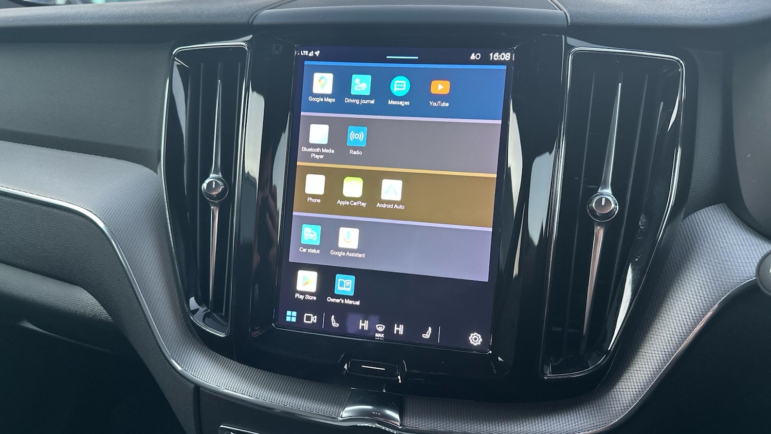 Used Volvo XC60 2021 for sale - 76942422: Photo 12