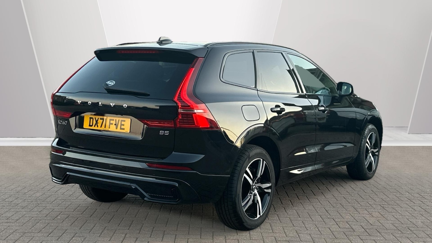 Used Volvo XC60 2021 for sale - 76942422: Photo 2