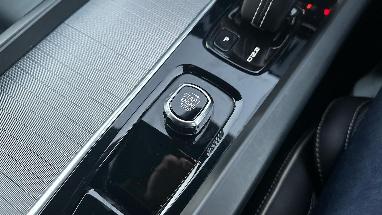 Used Volvo XC60 2021 for sale - 76942422: Photo 25