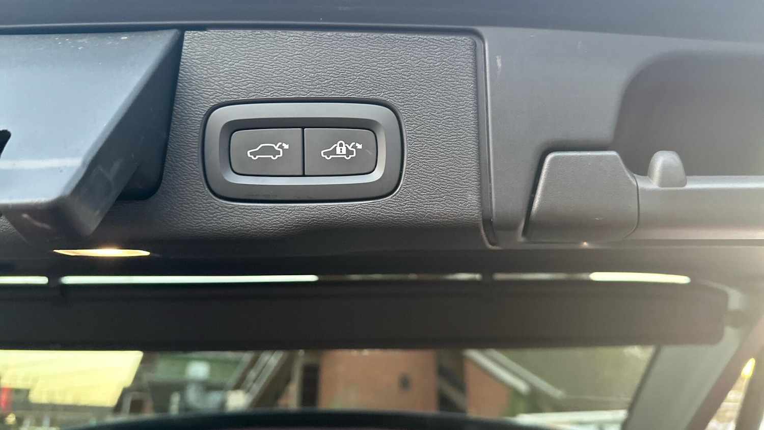 Used Volvo XC60 2021 for sale - 76942422: Photo 30