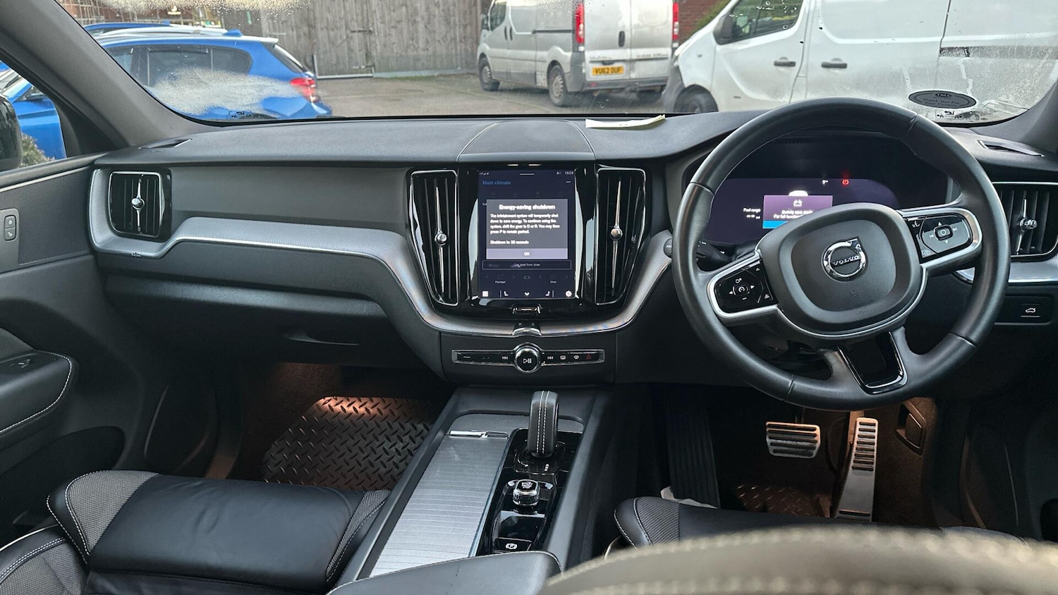 Used Volvo XC60 2021 for sale - 76942422: Photo 5